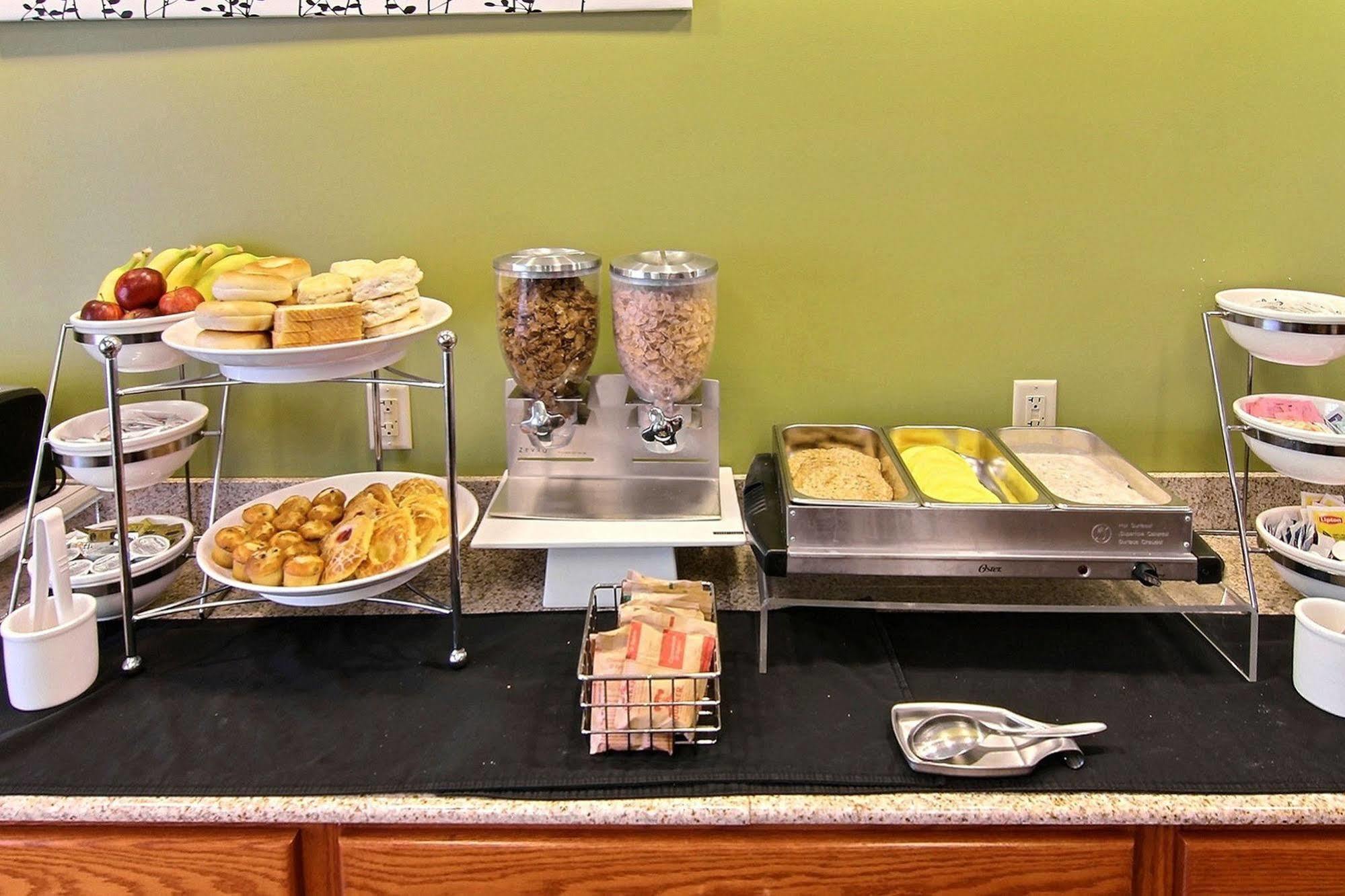 Sleep Inn South Bend Airport Экстерьер фото